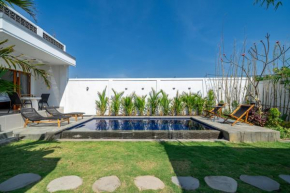 Rooftop Bliss - A Modern Villa with Sweeping Views